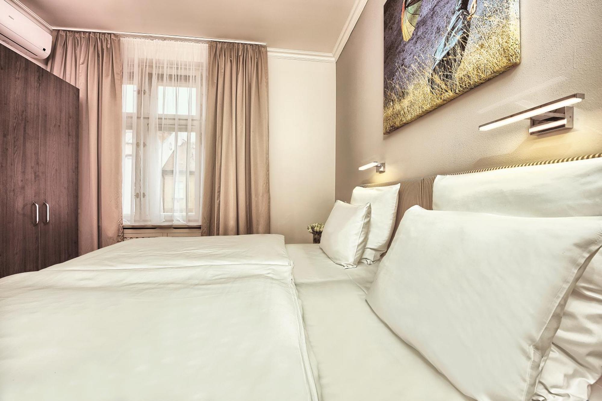 Milosrdnych Apartments Praga Cameră foto
